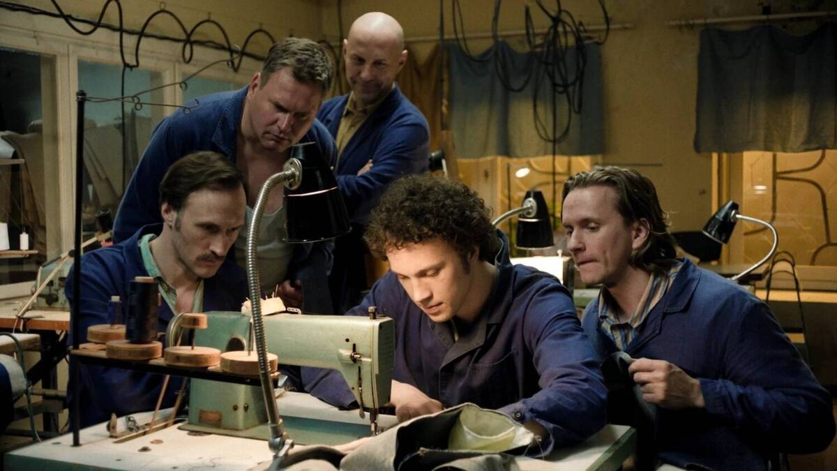 Новости кино звезд: Чего ждать от 2-го сезона сериала «Советские джинсы»