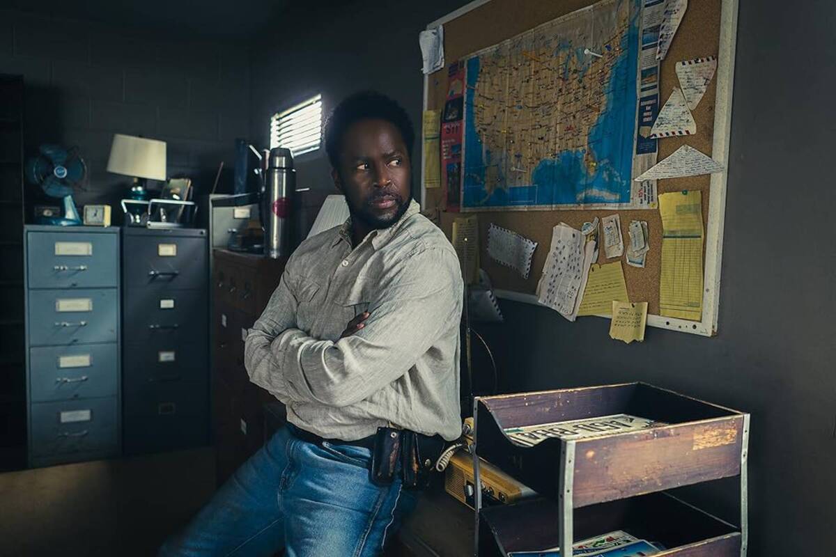 Новости кино звезд: Сериал «Извне» продлили на 4-й сезон