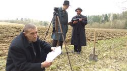 Фото Жизнь под черной шляпой