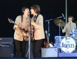 Фото The Beatles at Shea Stadium