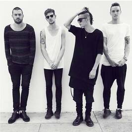 Фото The 1975