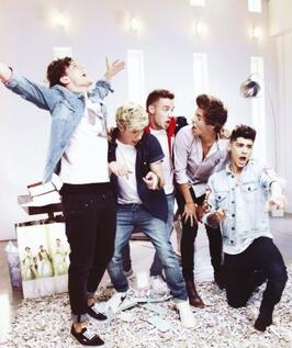 Фильм One Direction: Best Song Ever.