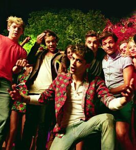 Фильм One Direction: Live While We're Young.