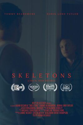 Skeletons - лучший фильм в фильмографии Benjamin Sturley