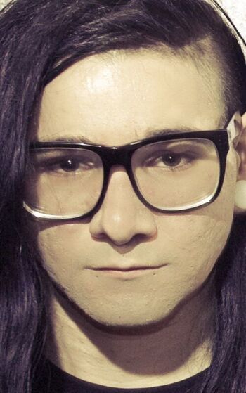 Фото Skrillex.