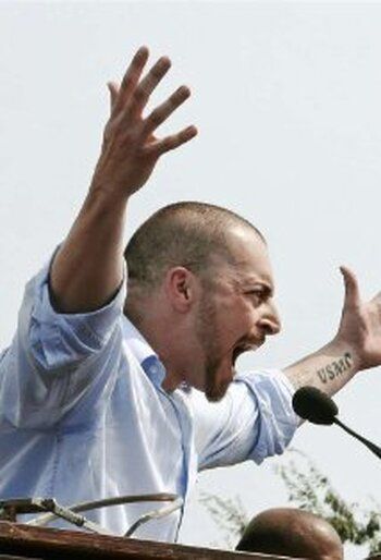 Фото Adam Kokesh.