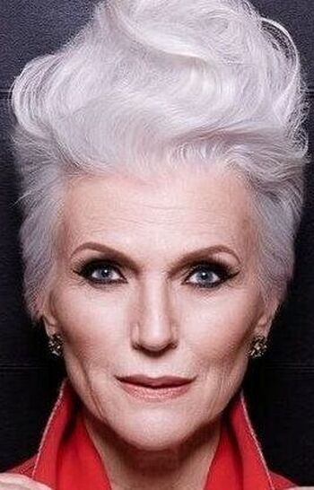 Фото Maye Musk.