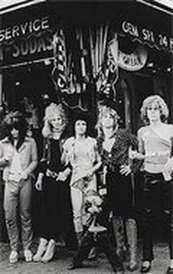 Фото New York Dolls.