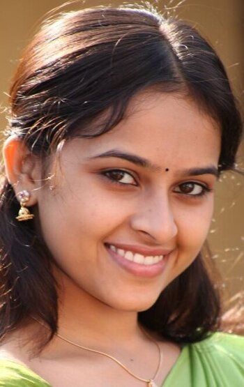 Фото Sri Divya.